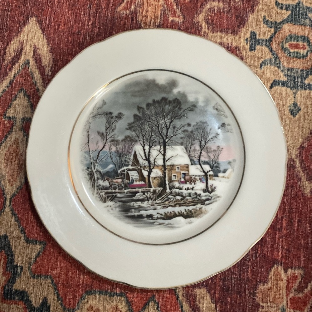 Vintage Avon plate 1977